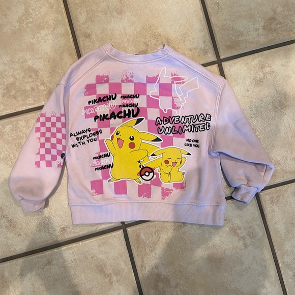 Pokémon Sweater - Picture 1 of 1